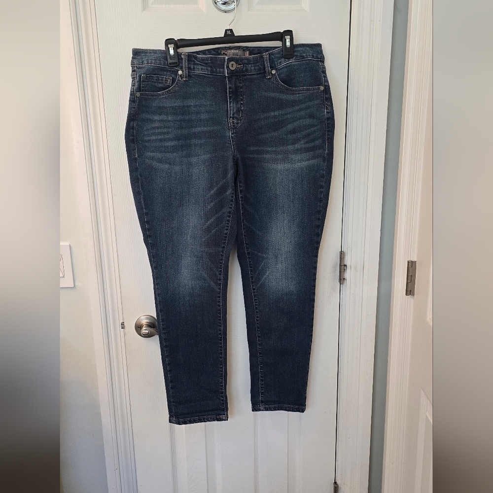 Torrid Women's Blue Jeans, Boyfriend Vintage, Size 14, Cotton & Spandex (1112) - Picture 1 of 6